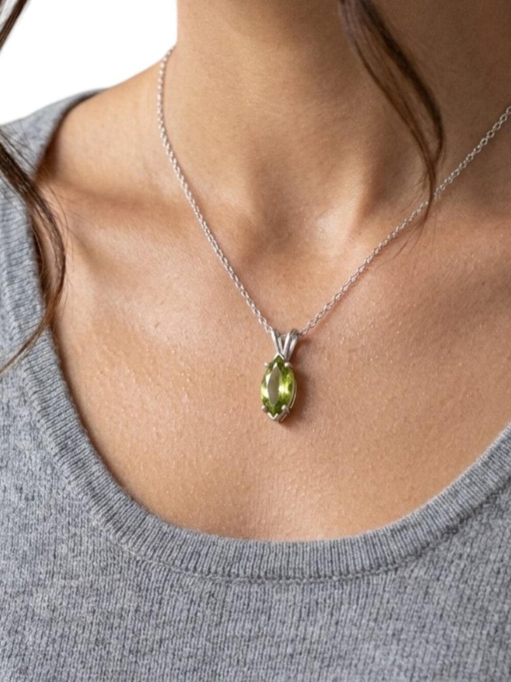 14Kt Gold Peridot Marquise Pendant